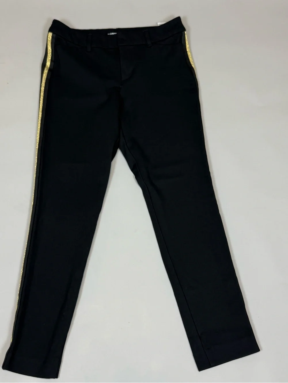 Old Navy Women’s Black Pants with Gold Side Stripe Size 4 - Picture 2 of 9